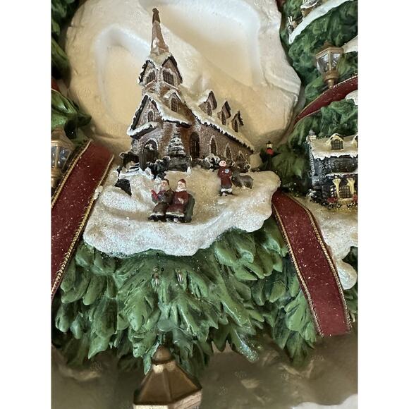 Thomas Kinkade Christmas Village Wreath Hamilton Collection - Picture 7 of 16